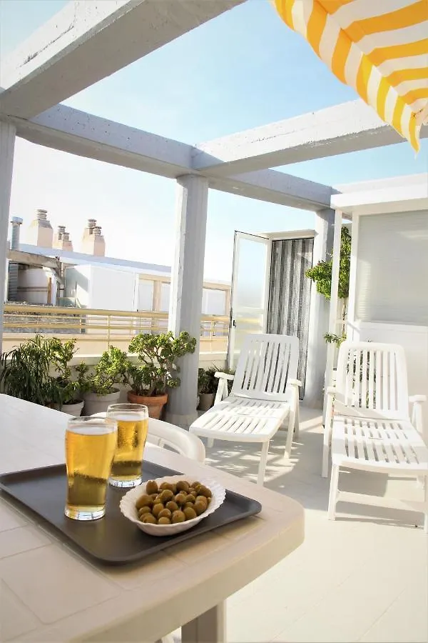 La Perla Apartment, Paradis Park, La Pineda - Atico 1ª Linea - Solarium - Wifi - Piscina