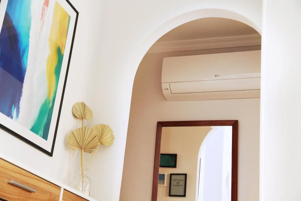 La Perla Apartment, Paradis Park, La Pineda - Atico 1ª Linea - Solarium - Wifi - Piscina 西班牙