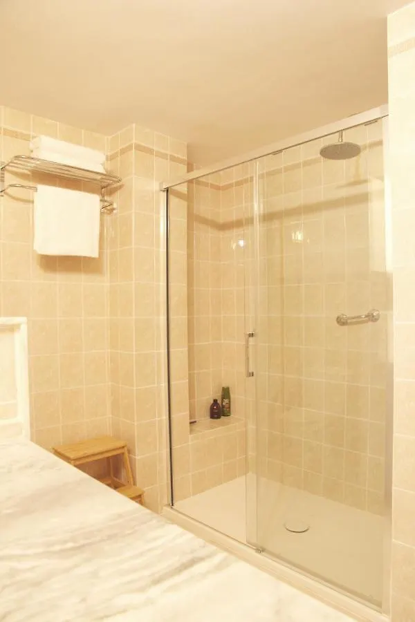 公寓 La Perla Apartment, Paradis Park, La Pineda - Atico 1ª Linea - Solarium - Wifi - Piscina